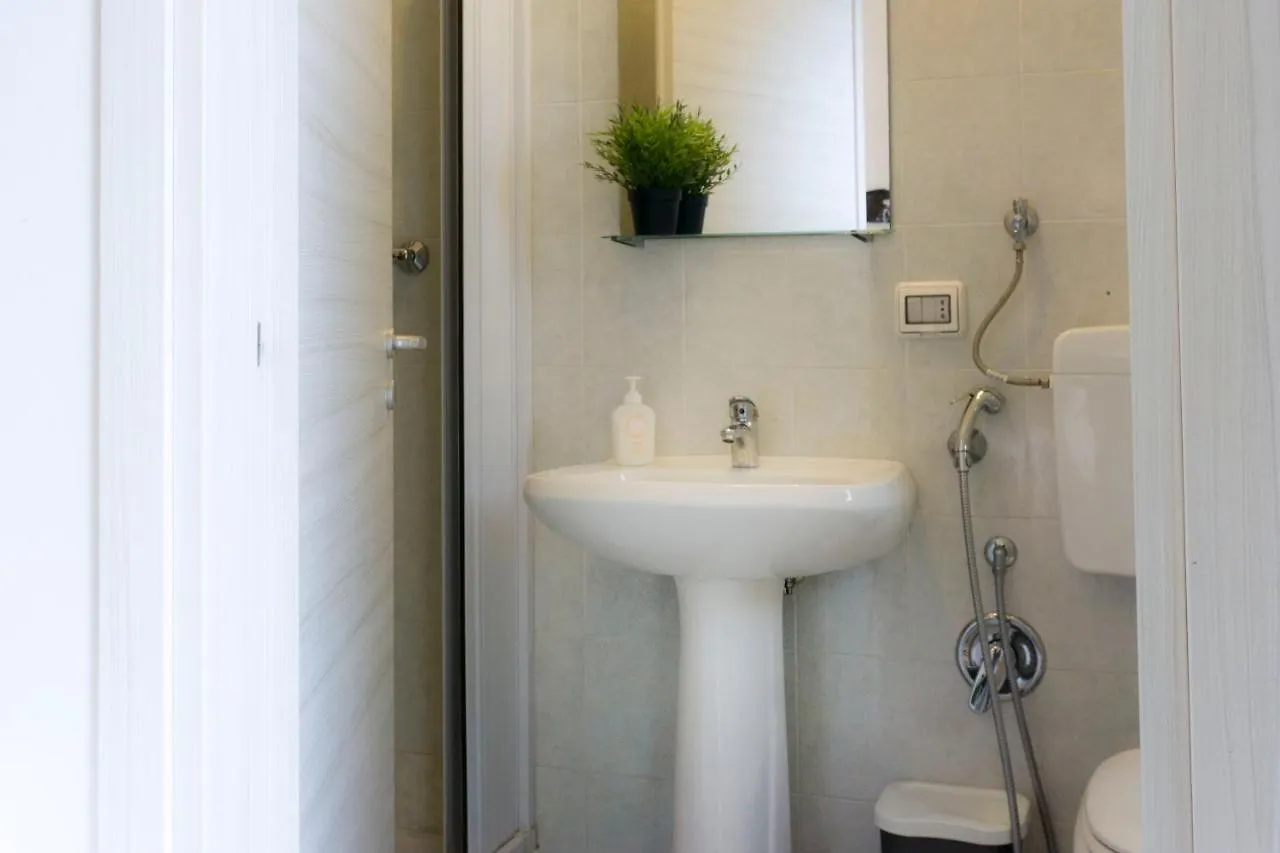 Nonna Peppina Central Apartments تاورمينا
